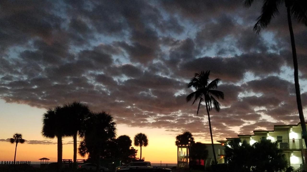Carousel Beach Inn Fort Myers Beach Εξωτερικό φωτογραφία