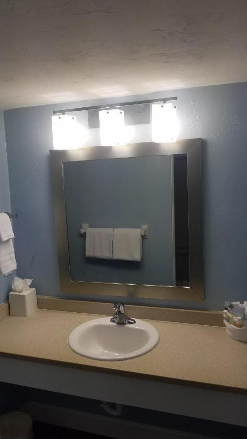 Carousel Beach Inn Fort Myers Beach Εξωτερικό φωτογραφία