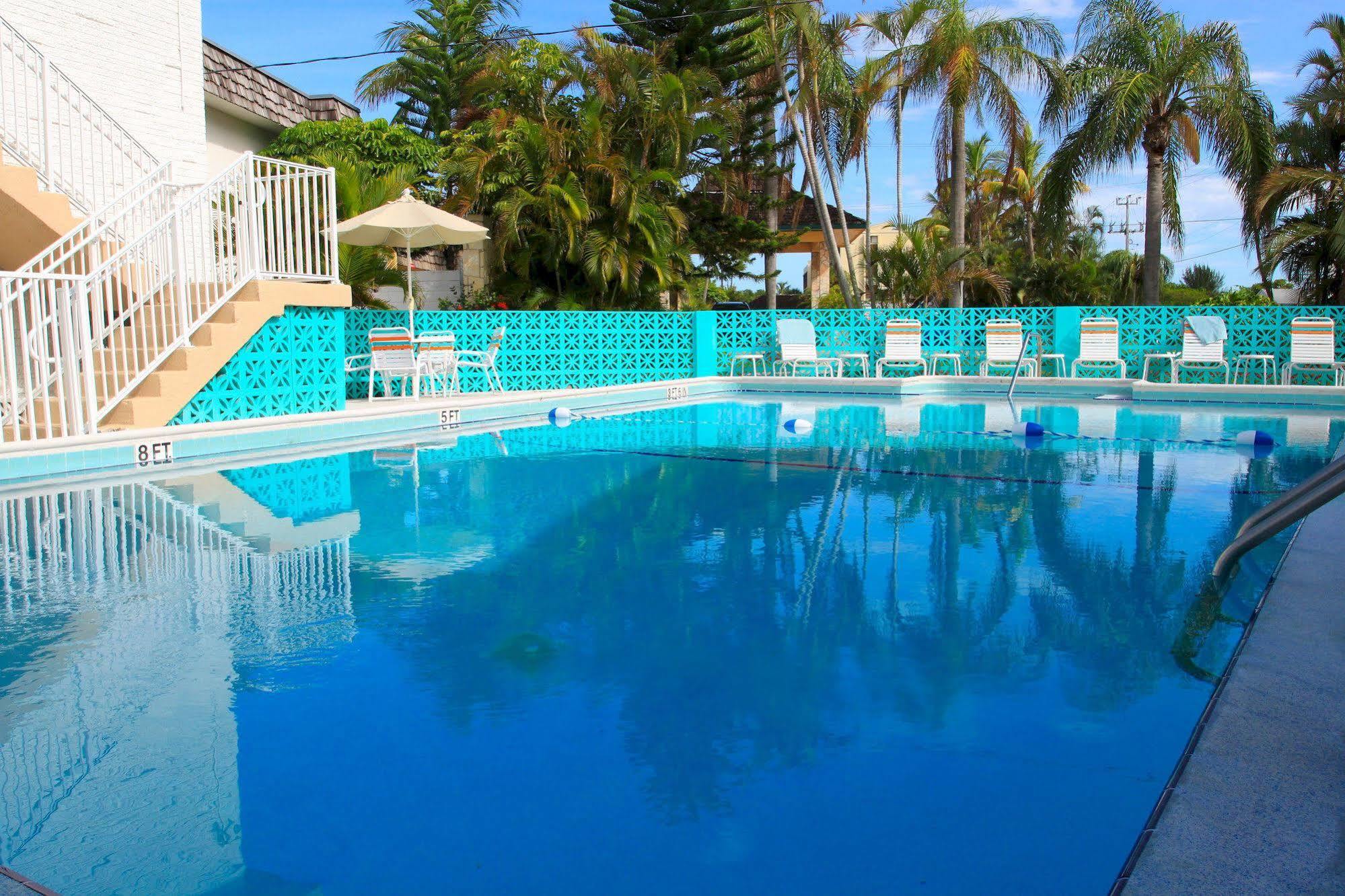 Carousel Beach Inn Fort Myers Beach Εξωτερικό φωτογραφία