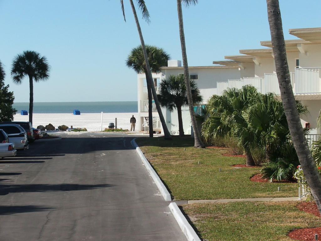 Carousel Beach Inn Fort Myers Beach Εξωτερικό φωτογραφία
