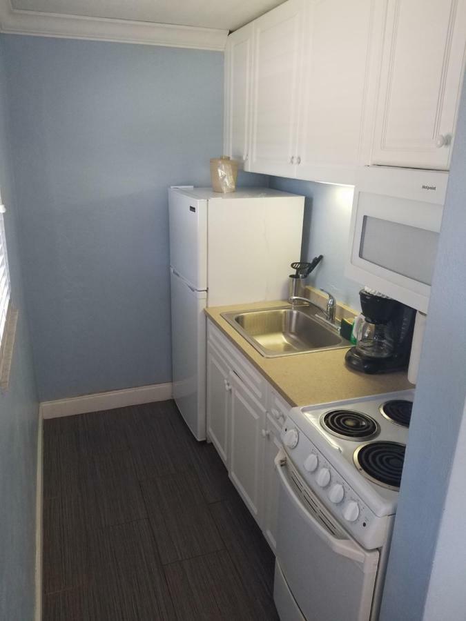 Carousel Beach Inn Fort Myers Beach Εξωτερικό φωτογραφία