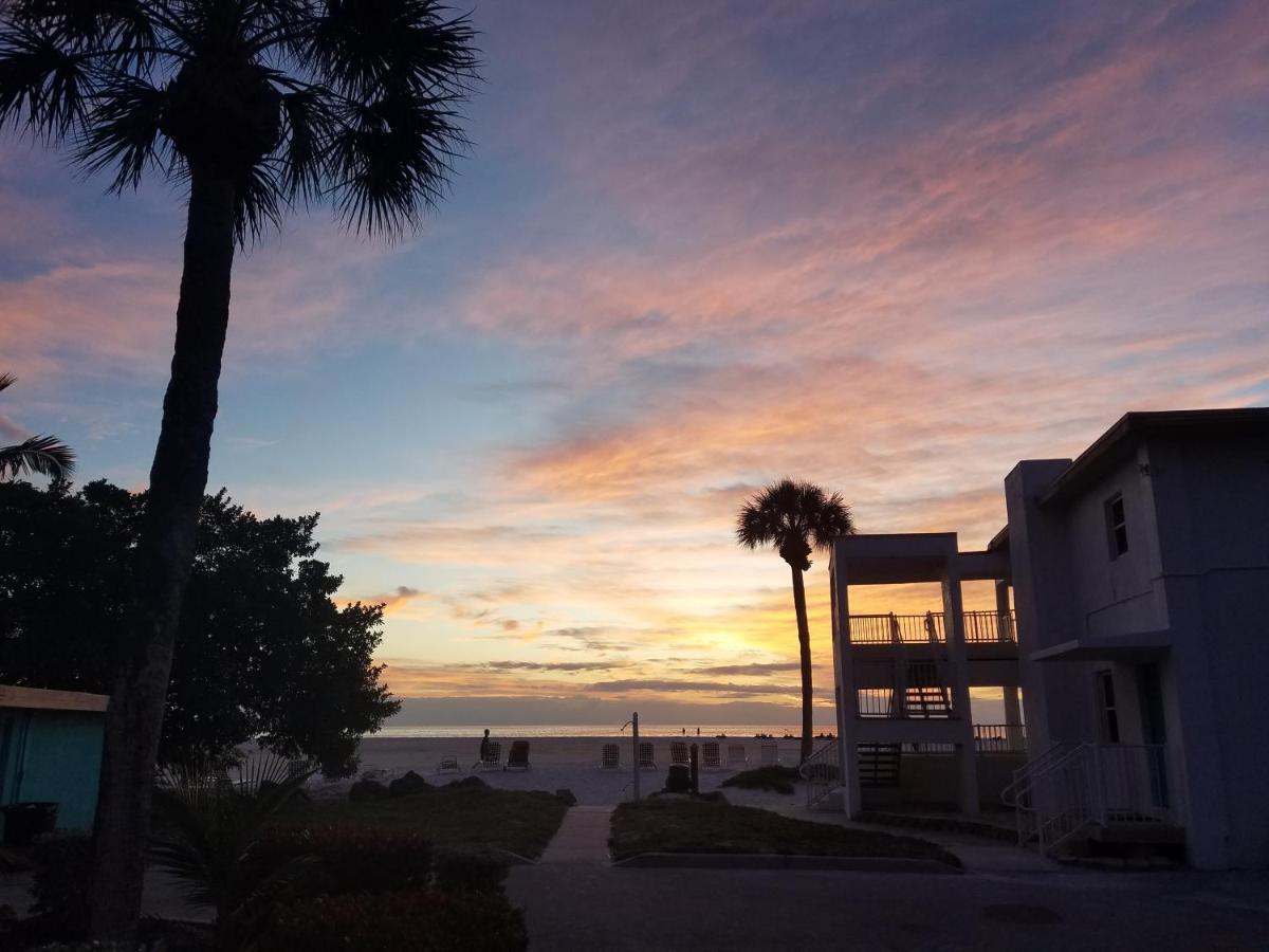 Carousel Beach Inn Fort Myers Beach Εξωτερικό φωτογραφία
